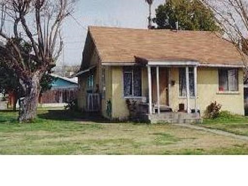 493 Cedar Ave