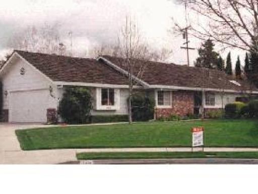 2946 Meadows Ave