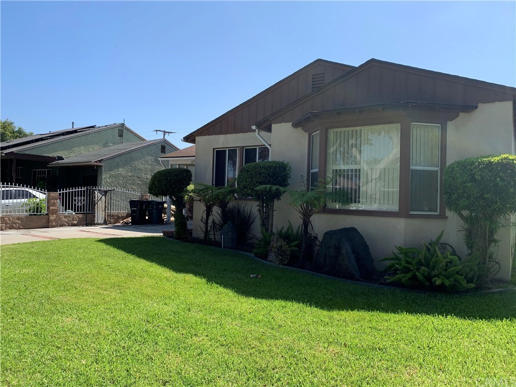 12902 Mckinley Ave, Los Angeles, CA 90059 MLS# IG20117330 Redfin