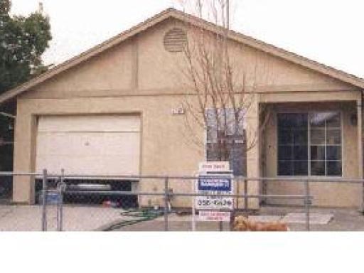1501 Vine Cir