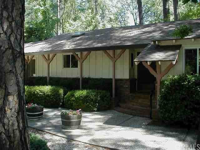 6662 Evergreen Ln