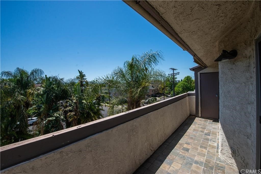 20253 Keswick St 331, CA 91306 MLS DW22108339 Redfin