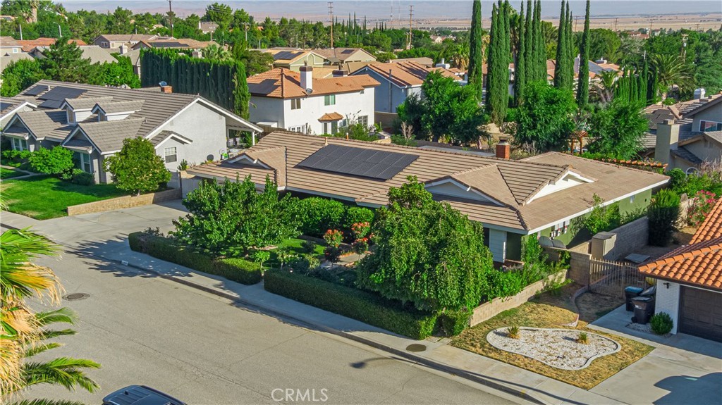 5807 W Avenue M6, Quartz Hill, CA 93536 | MLS# SR23135363 | Redfin