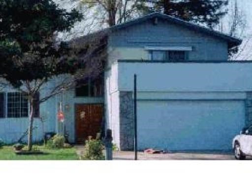 3065 Chablis Ln