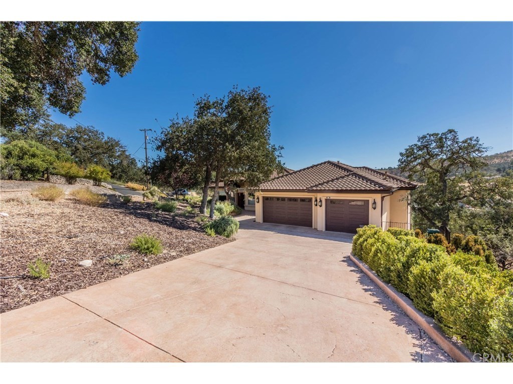 262 James St, Paso Robles, CA 93446 | MLS# NS18236399 | Redfin