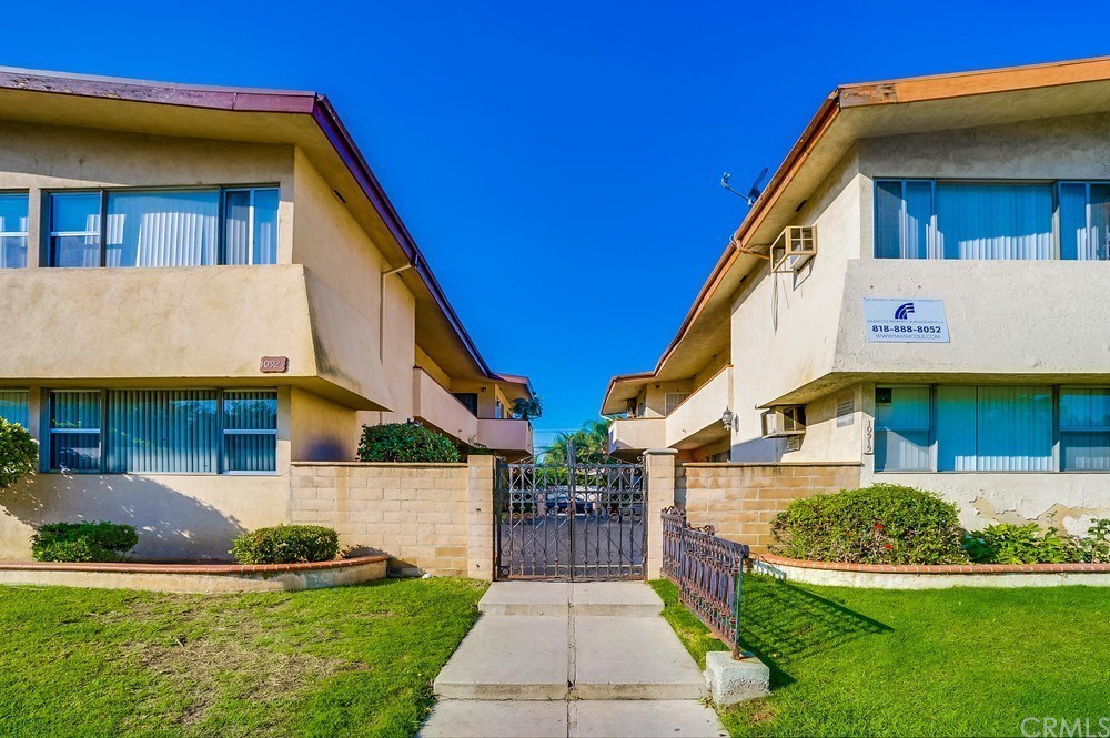 Redfin Santa Fe Springs