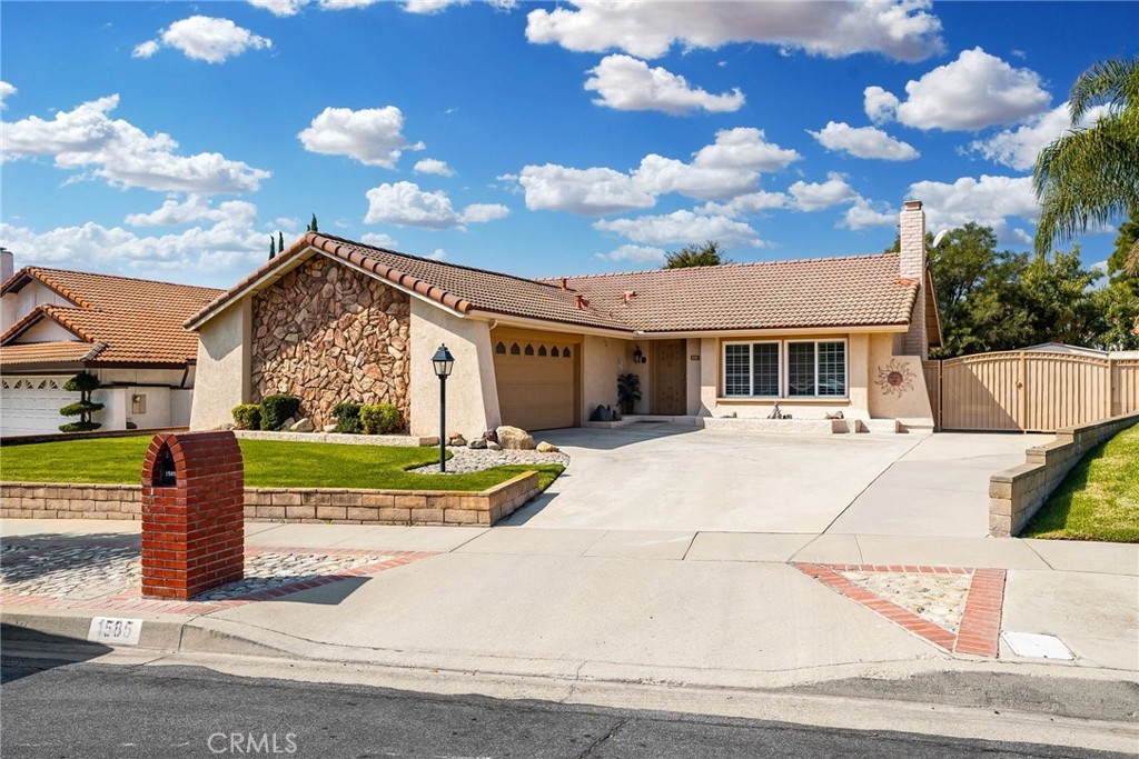 1585 Bronco Way, Upland, CA 91786 MLS CV23179436 Redfin