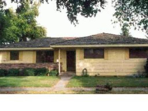 2758 Branco Ave