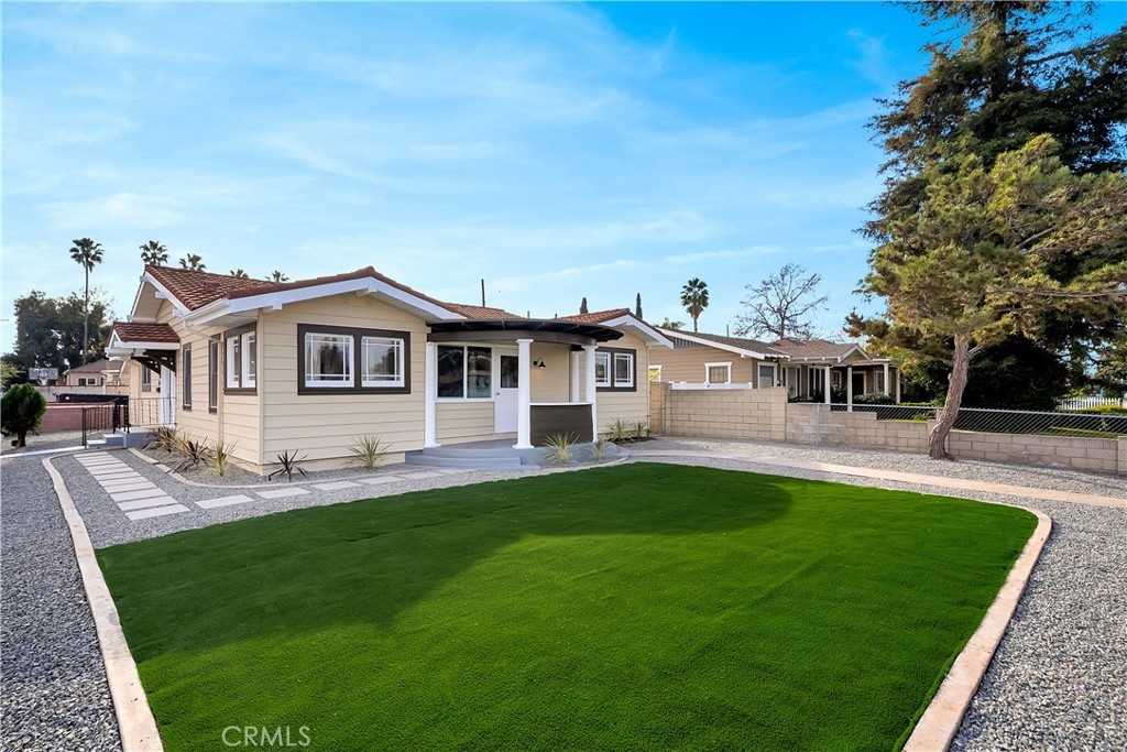 1104 W Palm Ave, Orange, CA 92868 | MLS# PW22260453 | Redfin