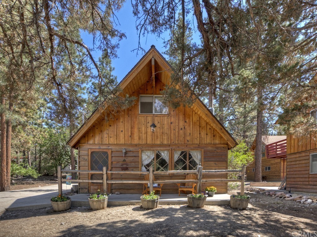 1364 E Big Bear Blvd, Big Bear, CA 92314 | MLS# EV21144476 | Redfin