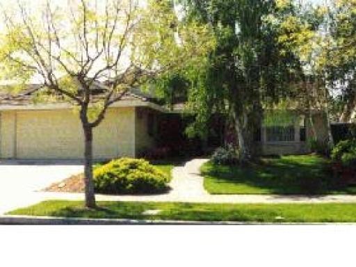 850 University Dr
