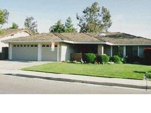 662 Berkeley Ct