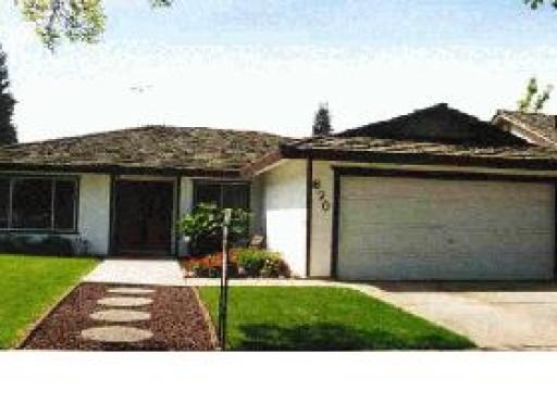 870 Donna Dr