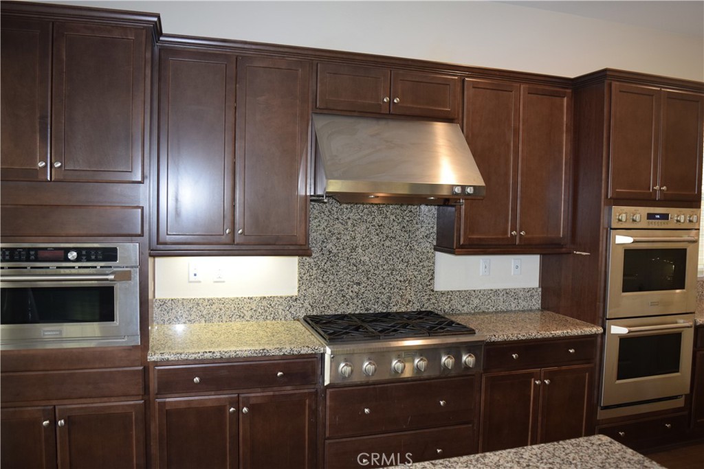 61-fenway-irvine-ca-92620-mls-oc23174509-redfin