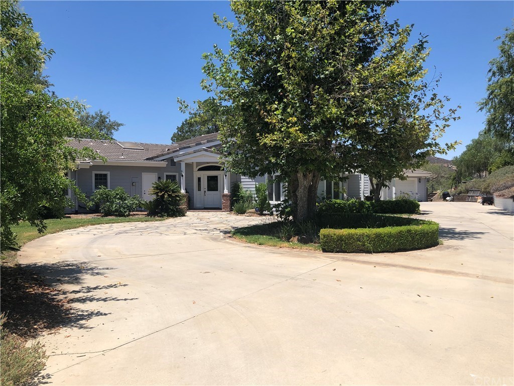 37215 Avenida La Cresta, Murrieta, CA 92562 MLS SW22002512 Redfin