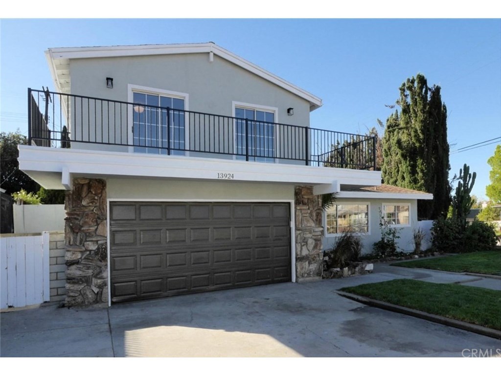 Garage Door Repair Surrey Portfolio 27