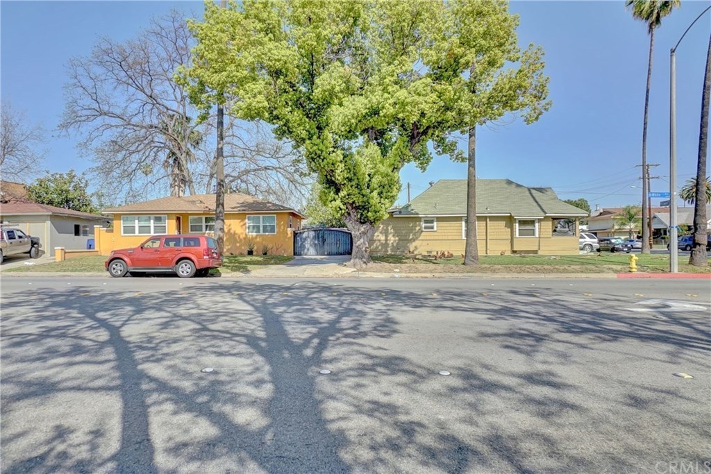 736 N White Ave, Pomona, CA 91768 | Redfin - 2118 N White Ave Pomona Ca 91768