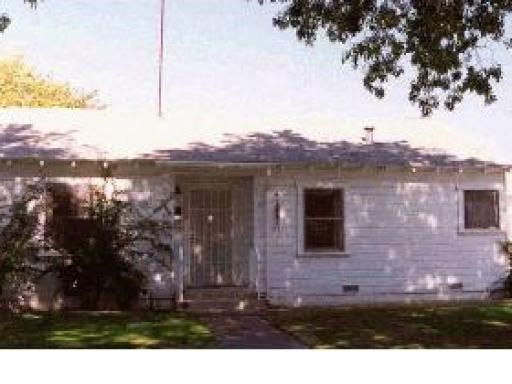 2319 Circle Dr