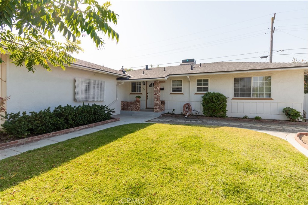 1504 Roberts Ave, Madera, CA 93637 | MLS# MD23184554 | Redfin