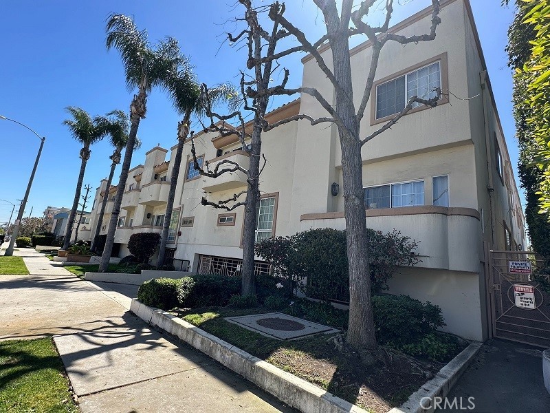 11110 Camarillo St #114, West Toluca Lake, Ca 91602 