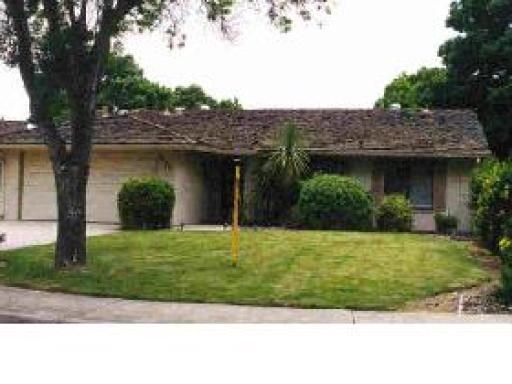3534 Oakhurst Ave