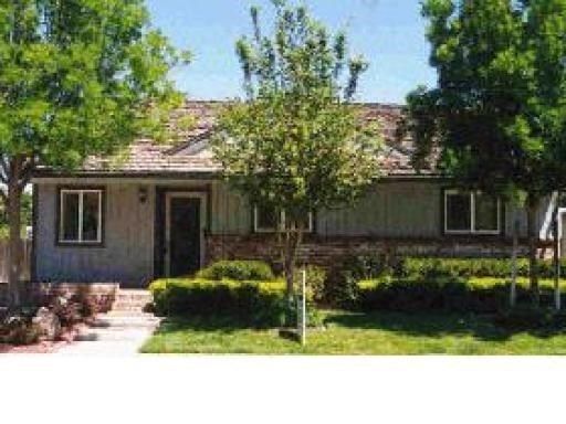 2025 Merced Ave