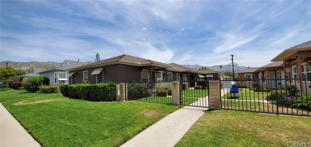 2558 N Buena Vista St, Burbank, CA 91504  MLS# BB20115663  Redfin