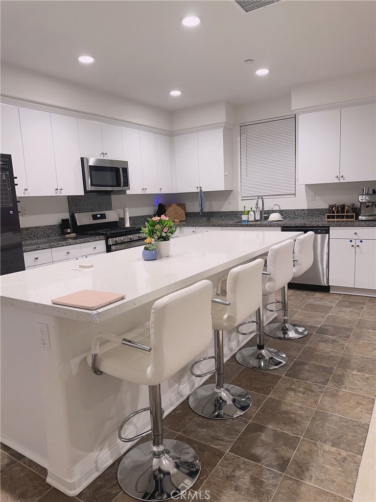 Shareanです！ 8397 Landshark Blvd, Panama City Beach, FL 32413 | Zillow