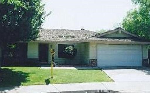 1712 Forest Grove Ct