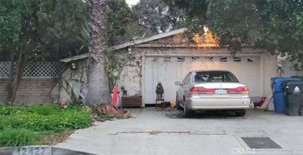 新品TWG ①HappyBirthday ②VanillaBourbon（③） 12422 Sylvan St, Los Angeles, CA 91606 | Redfin