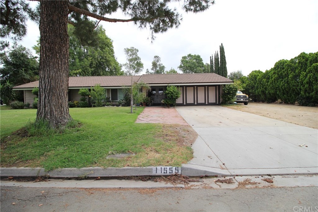 11555 Ponderosa Ave, Fontana, CA 92337 | MLS# CV20125704 | Redfin