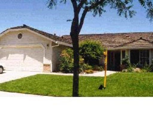 1061 Donna Dr