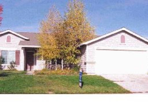 1077 Arrowwood Ln