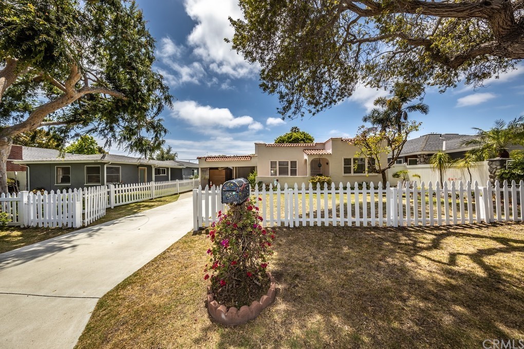 257 Flower St, Costa Mesa, CA 92627 | MLS# PW21098775 | Redfin