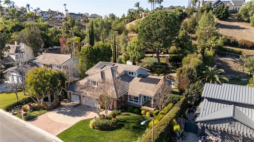 27381 Lost Trail Dr, Laguna Hills, CA 92653
