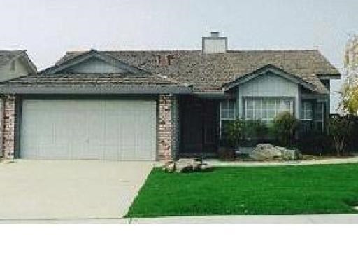 3381 Harbor Dr