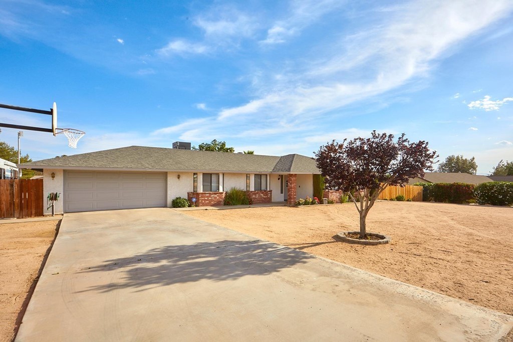 Minimalist Garage Door Apple Valley Ca for Small Space