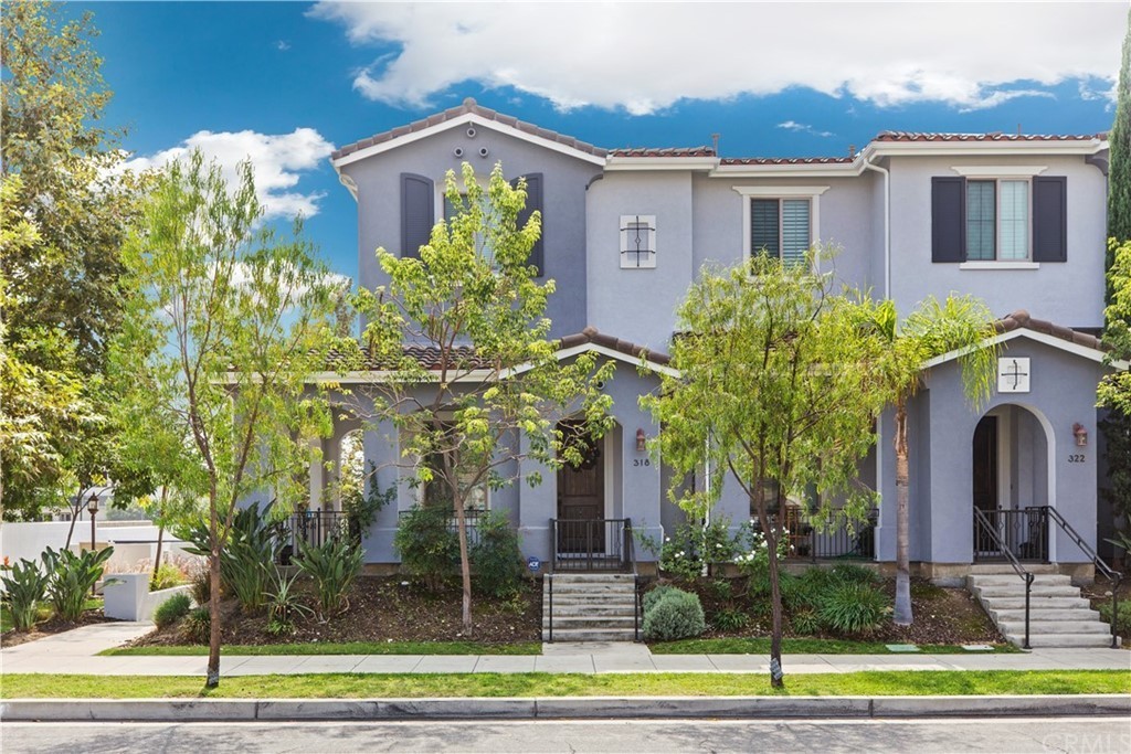 318 W Foothill Blvd Azusa Ca 91702 Mls Tr21216835 Redfin
