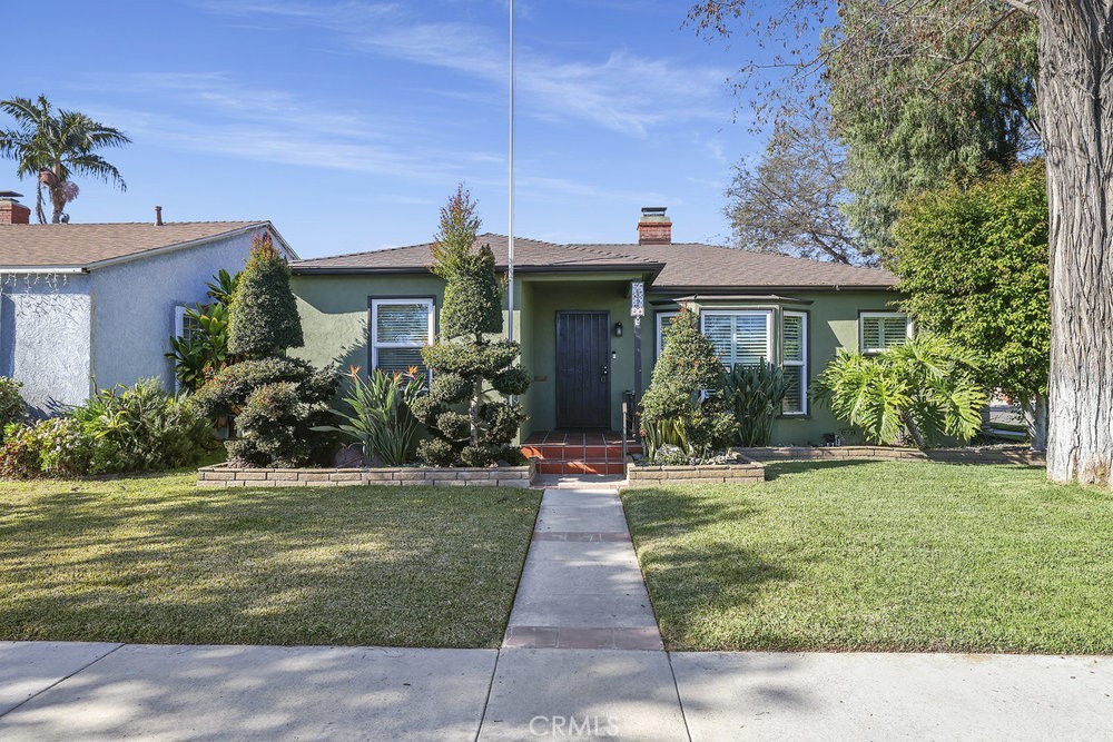 6395 Lemon Ave, Long Beach, CA 90805 MLS PW24008845 Redfin