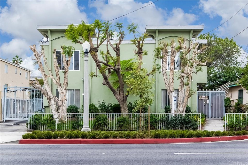 1950 Cloverfield Blvd 10, Santa Monica, CA 90404 MLS SB15216870