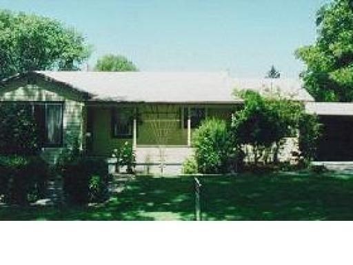 1463 Eucalyptus St