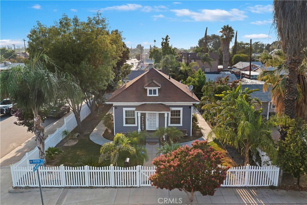 1207 6th St, Redlands, CA 92374 | Redfin