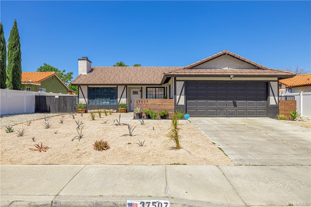 37507 Giavon St, Palmdale, CA 93552 | MLS# BB21093909 | Redfin