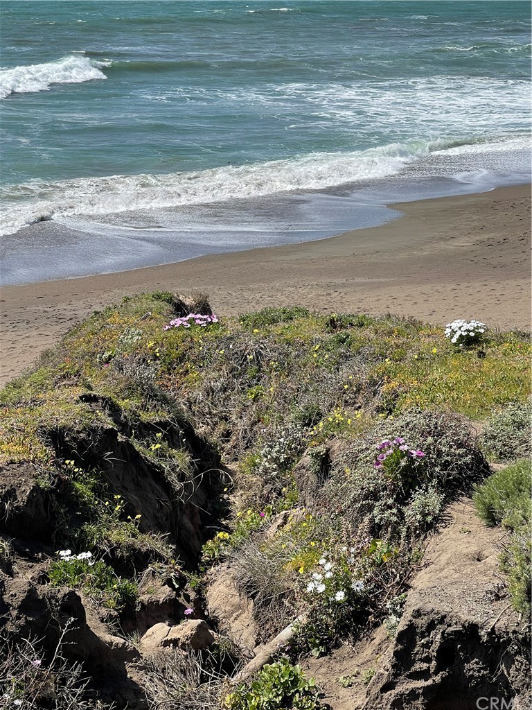 Nit Wit Ridge 881 Hillcrest Dr Cambria Ca 93428 881 Hillcrest Dr, Cambria, CA 93428 | MLS# DW22031927 | Redfin