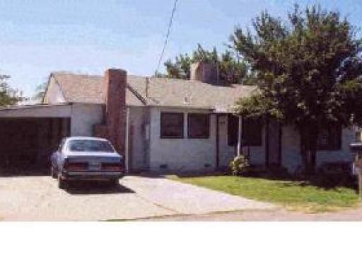 82 Emde Ln