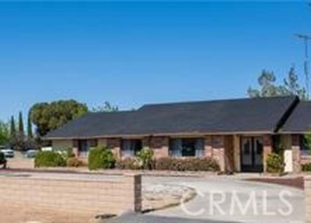 Property at 7415 Madera Ave, Hesperia, CA 92345, 3 beds, 2 baths