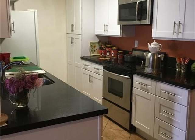 Property at 5334 Lindley Ave #319, Encino, CA 91316, 2 beds, 2 baths
