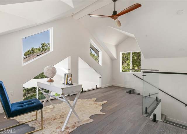 Property at 1670 Grass Valley Rd, Lake Arrowhead, CA 92352, 5 beds, 3 baths