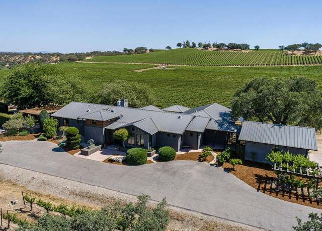 Property at 7790 Airport Rd, Paso Robles, CA 93446, 6 beds, 6 baths
