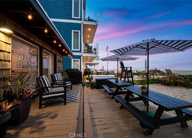 Property at 27 A Surfside Ave, Surfside, CA 90743, 3 beds, 1.5 baths